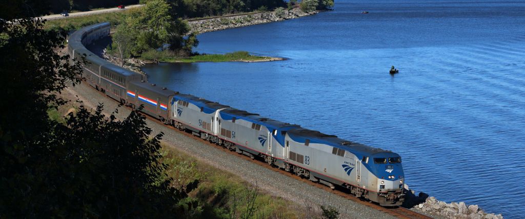 Empire Builder Train Service in Amtrak Oregon