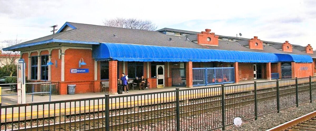 Amtrak Kingston Office