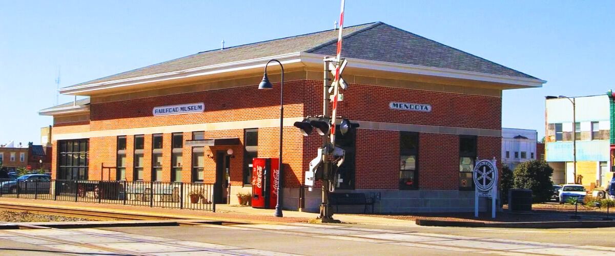Amtrak Mendota Office