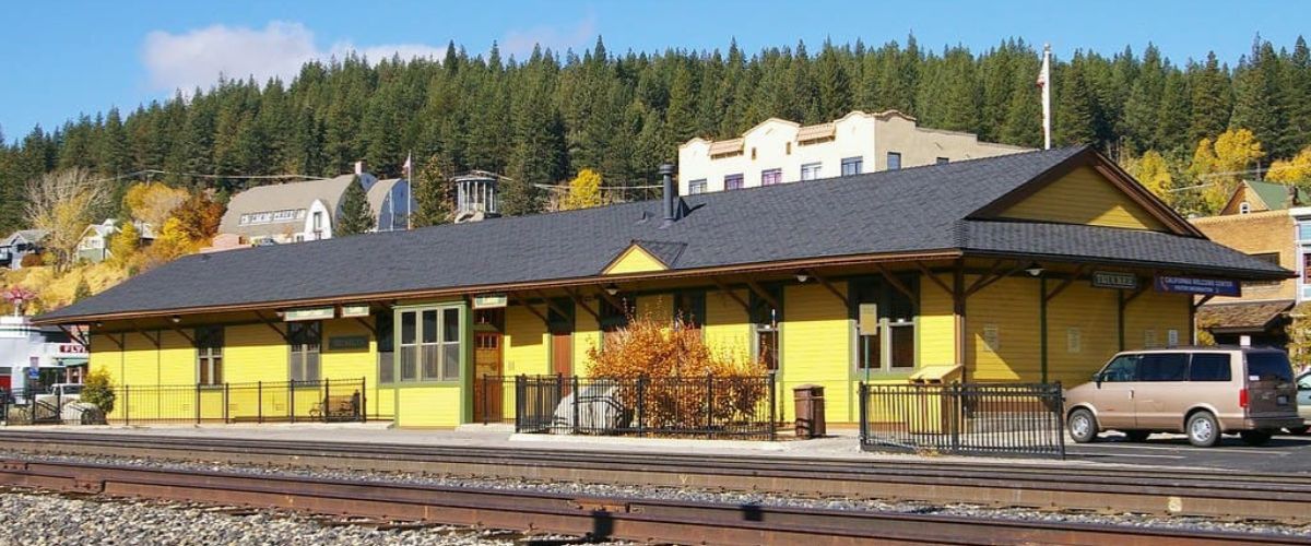 Amtrak Station near Truckee -Tahoe Airport – TRK