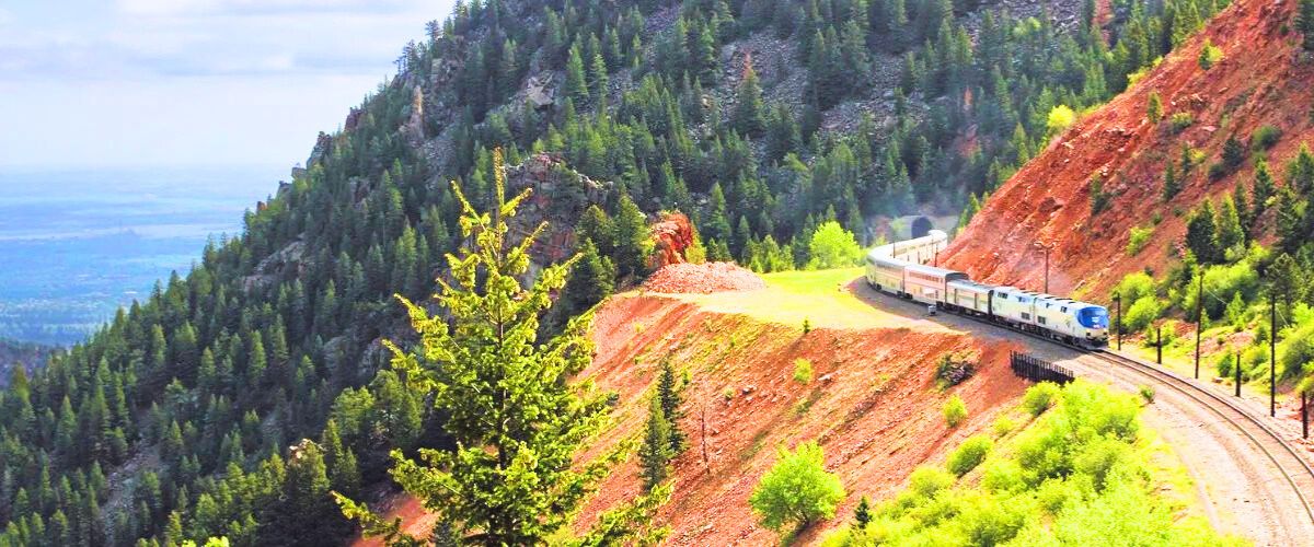 California Zephyr Train Route – Stops, Schedules & Amenities