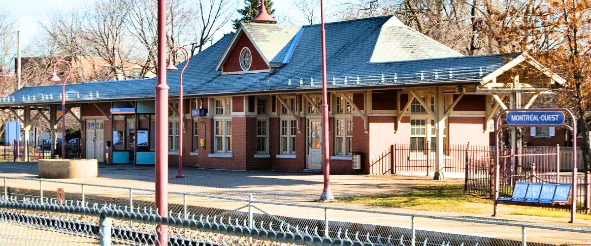 Montreal, QC Amtrak Thruway Station – MCT