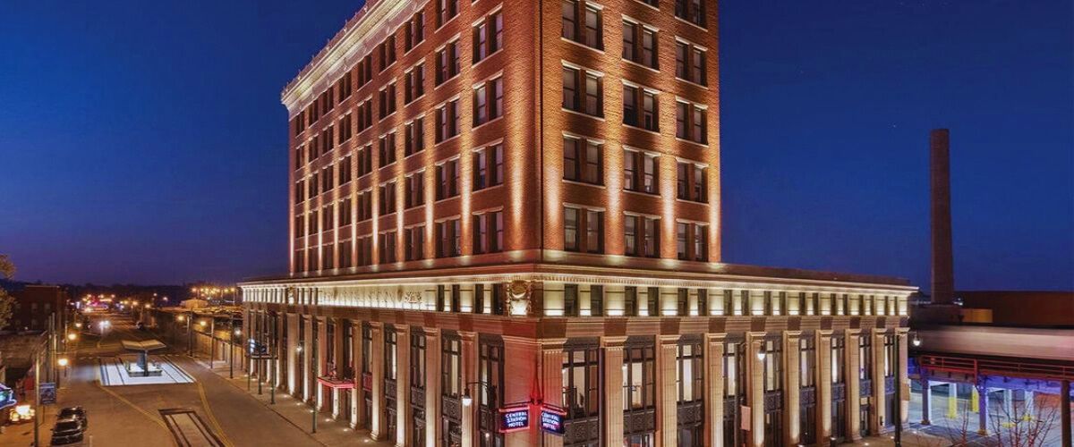 Top 10 Hotels Near Memphis Central Station 