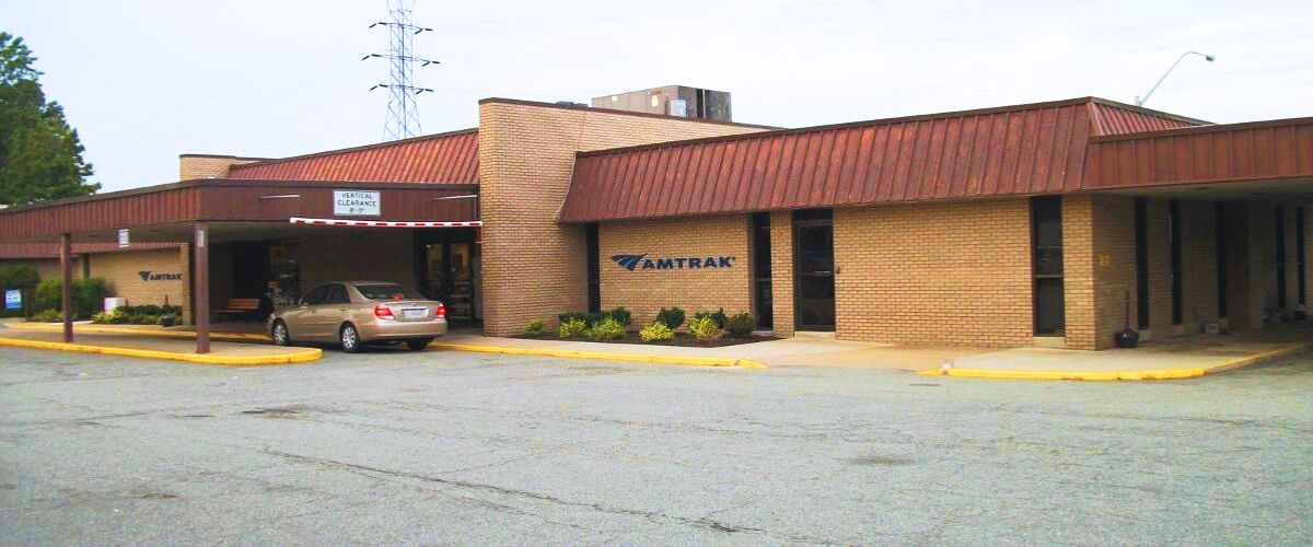 Top 10 Hotels near Richmond Staples Mill Road Station 