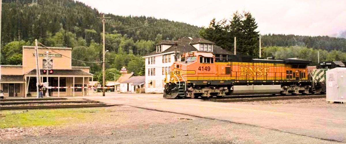 Skykomish – Westbound Amtrak Station – SKW